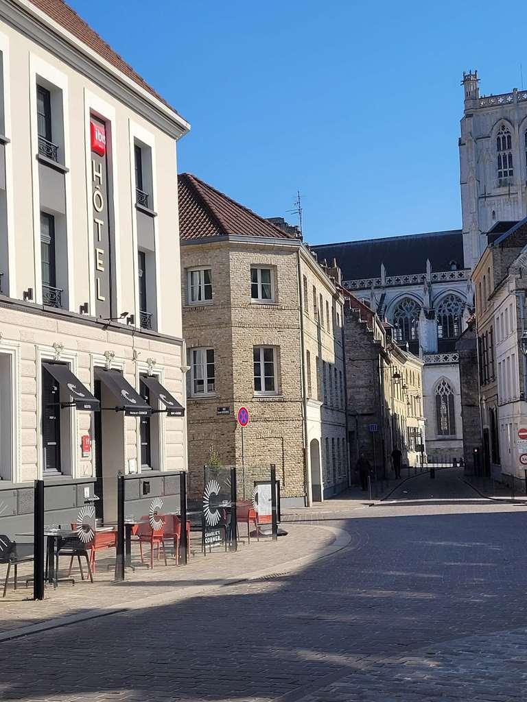 ibis Saint-Omer Centre Buitenkant foto